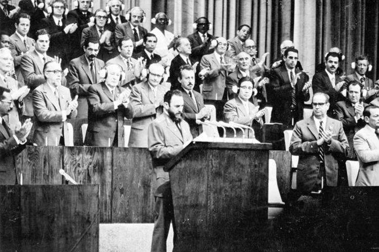 Primer Congreso del Partido Comunista de Cuba en diciembre de 1975