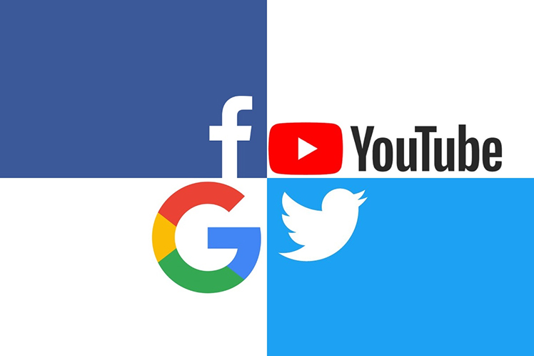 YouTube (Google) y Twitter, Facebook